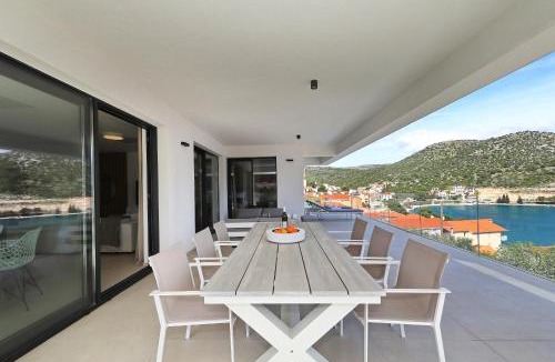 Marina Apartment | Mentis
