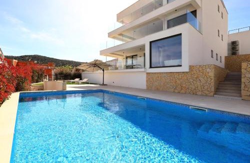 Marina Apartment | Mentis