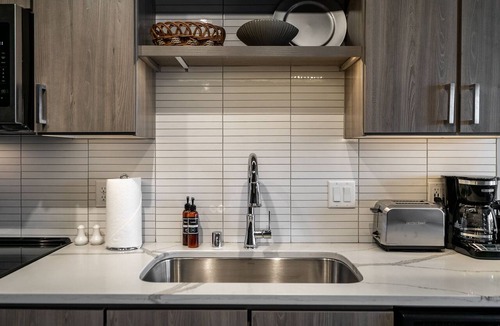 Warehouse District Apartment | MINNeSTAY* Sable 802 Alcove | North Loop | Target Center