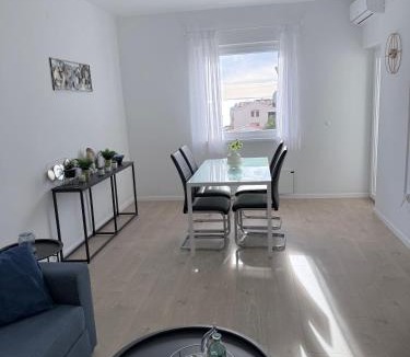 Novalja Apartment | Mirela modern apartment near the beach, Novalja