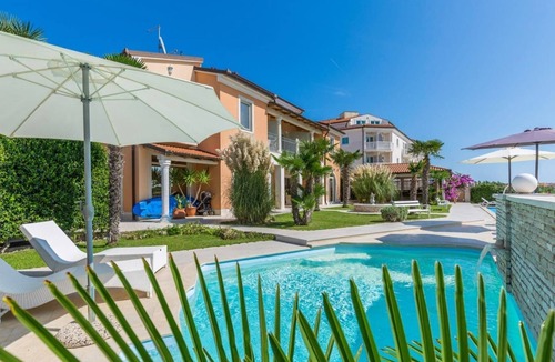 Medulin Other | Modern apartment with balcony and sea view for 2 persons in Medulin
