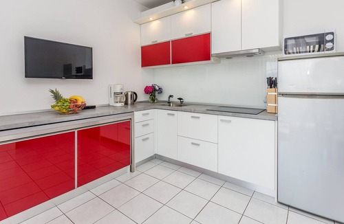 Silo Apartment | Modern Two-bedroom Apartment with Balcony Presker