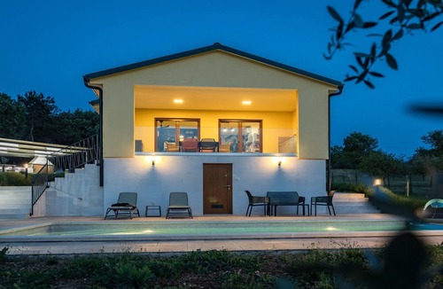 Puntera Villa | Modern Villa Tai with a swimming pool