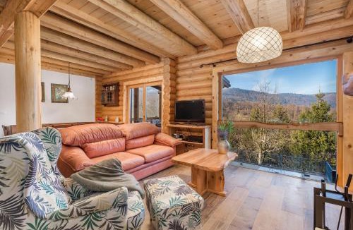 Delnice Ski Chalet | Mountain family home Nola Ivano
