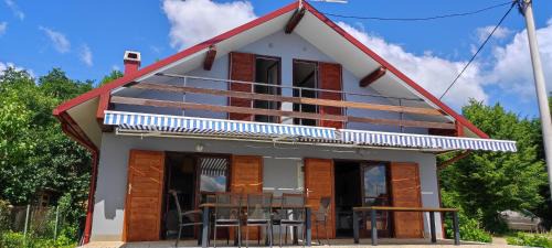 Generalski Stol Apartment | Mrežnica - Zelena oaza II