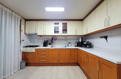 Yeoksam Apartment | My home-like comfortable forum house located in the middle of the city