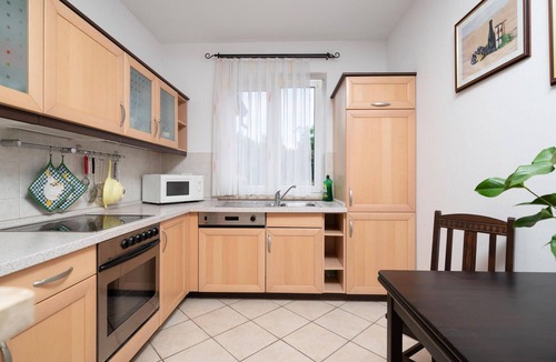 Presika House | Near the old town of Labin welcomes you this beautiful, ground floor holiday home.