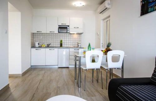 Tice House | Nemira Sunny Apartments
