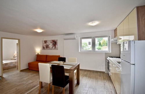 Loborika Apartment | New apartment with lovely terrace and swing