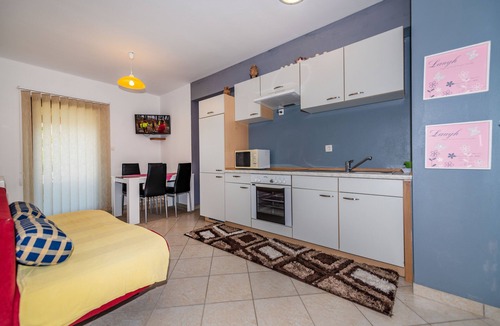 Strmac Resort | New! Complex of 3 apartments in the suburbs of Labin