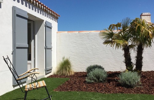 L'Epine House | New house (2015) for 7 people, bright 300m from St Jean beach