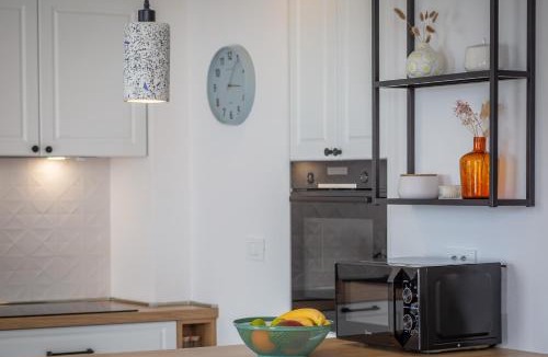 Celina Apartment | NEW LILI Apartment - Cosy Sea View Apartment with Free Parking