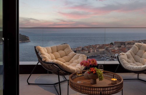Ploce Apartment | New & Luxury 5* Breathtaking View Apartment Ragusea