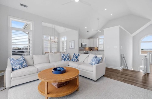 Sandbridge House | New/Oceanview/Heated Pool Steps to Beach