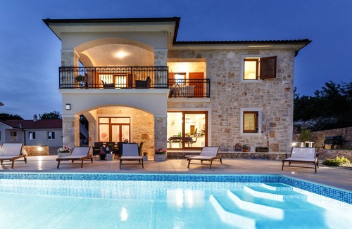 Milovcici Villa | New stone villa with pool, in a quiet location - TRAVELER Reiseburo Krk - ID 2163