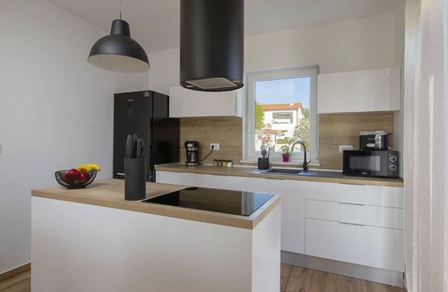 Medulin Villa | New villa Maris with private pool just 500m from beach