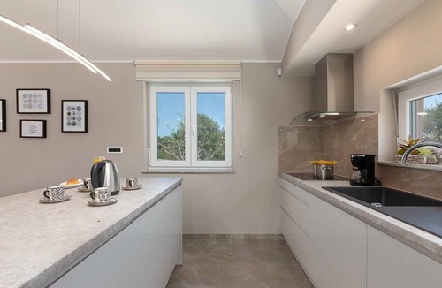 Belavici Villa | Newly built single storey home in the quiet village Belavići