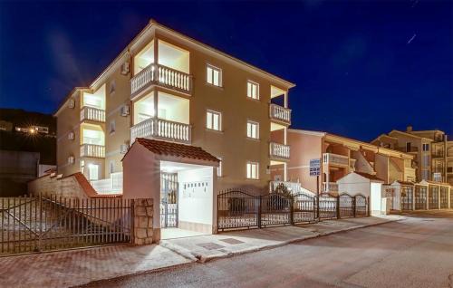 Dramalj Apartment | Nice Apartment In Dramalj With Wifi