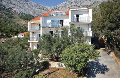 Ivan Dolac Apartment | Nice apartment in Ivan Dolac with WiFi