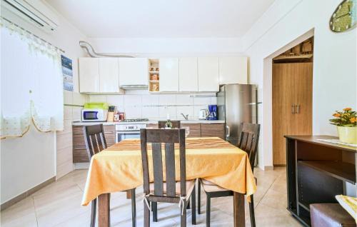 Kustici Apartment | Nice Apartment In Kustici With Wifi