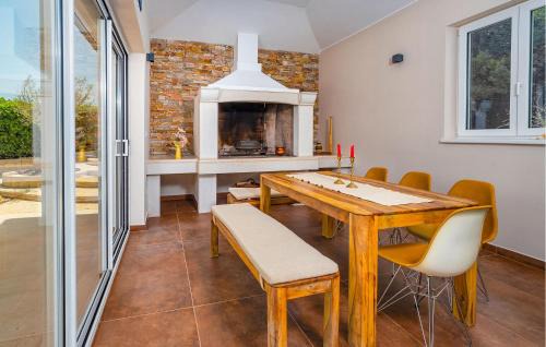 Marceljani Apartment | Nice Apartment In Labin With Swimming Pool