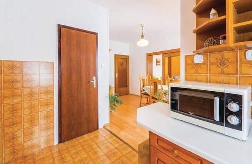 Pobri Apartment | Nice apartment in Pobri with house sea view