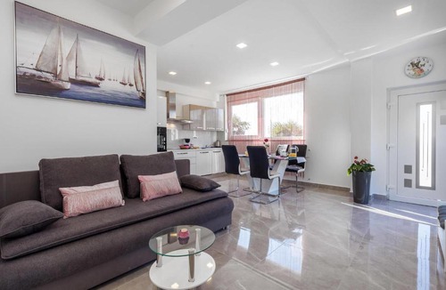 Rubesi Apartment | Nice Apartment In Rijeka With Wifi