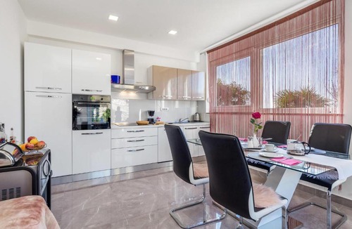 Rubesi Apartment | Nice Apartment In Rijeka With Wifi