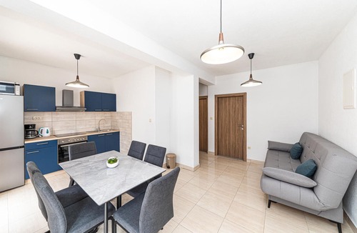 Sevid Apartment | Nice apartment in Sevid with WiFi