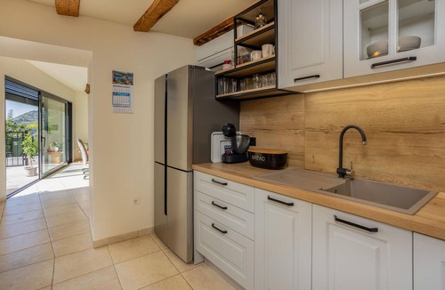 Grizane House | Nice home in Grizane-Belgrad