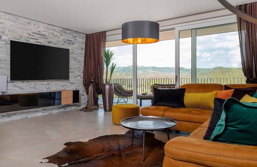 Pican House | Nice home in Potpican