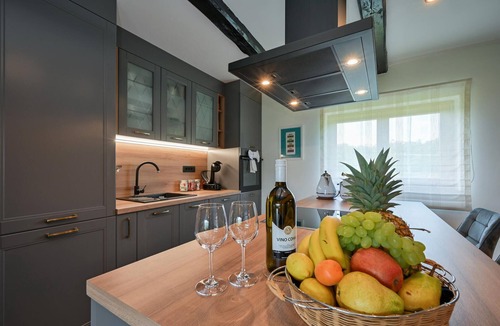 Strmec Stubicki House | Nice home in Stubicke Toplice with sauna