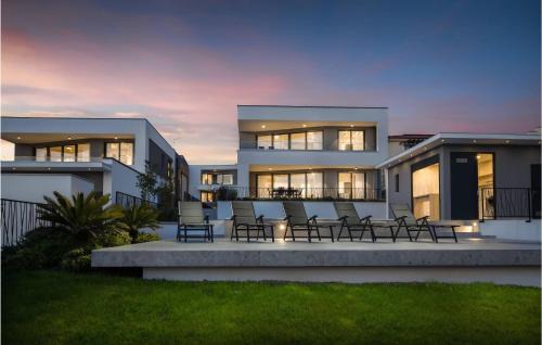 Zidarici House | Nice Home In Zidarici