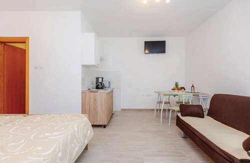Bakar Apartment | Nice studio in Kukuljanovo with WiFi