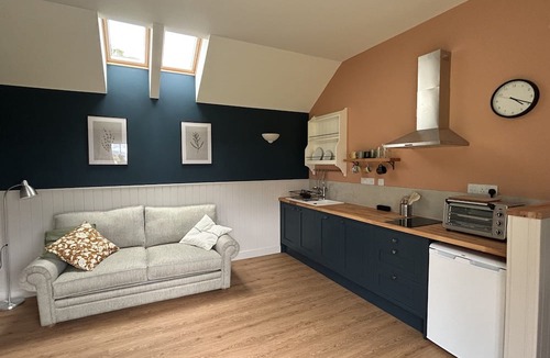 Kirkhill Cabin | No. 4, Wester Kirkhill Lodges