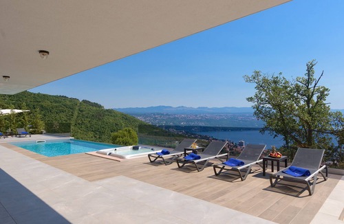 Veprinac Villa | Noble Opatija Riviera Villa Mila