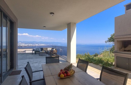 Veprinac Villa | Noble Opatija Riviera Villa Nika