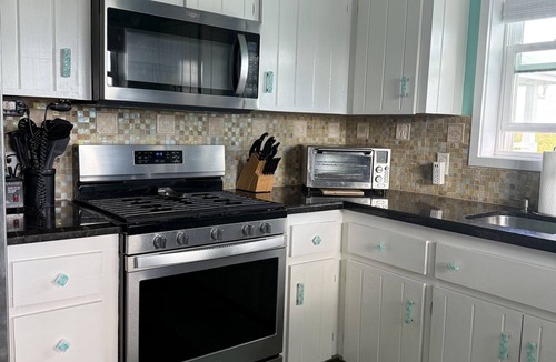 Hope Town House | Ocean Views, Sea Breezes and Pool -Family Friendly 3BR/2BA- CATCH A WAVE BAHAMAS