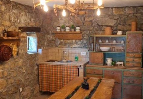 Buzet Apartment | Old house Nona Nila