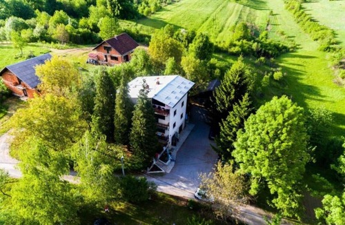 Grabovac Apartment | OLIVER HOUSE- APARTMENT #1