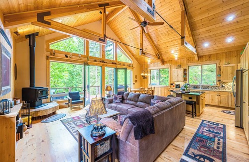 Port Angeles Cabin | Olympic Nat’l Park Base: Luxe Port Angeles Cabin