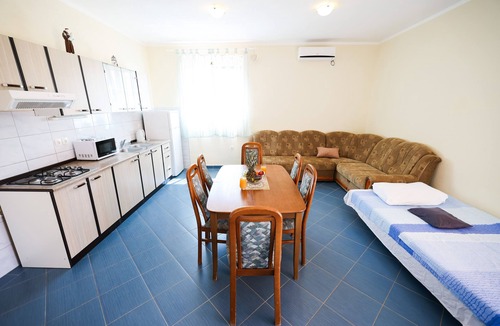Starigrad Apartment | One bedroom apartment with terrace and sea view Kozjača, Paklenica (A-25456-b)