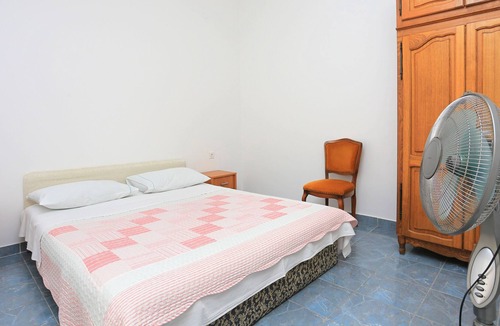 Lokva Rogoznica Apartment | One bedroom apartment with terrace and sea view Lokva Rogoznica, Omiš (A-18211-e)