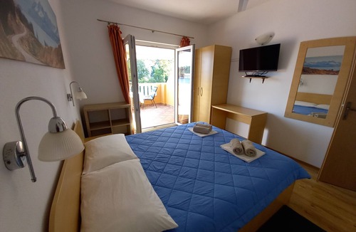 Sobra Apartment | One bedroom apartment near beach Sobra, Mljet (A-7531-c)