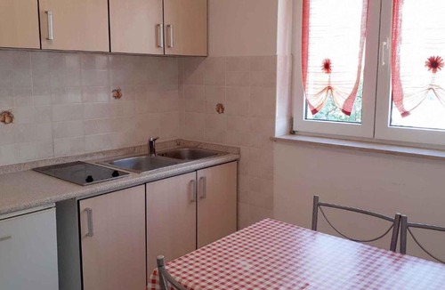 Novi Vinodolski Apartment | One-Bedroom Apartment Novi Vinodolski near Sea 3