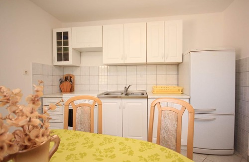 Cove Murtar Apartment | One bedroom apartment with air-conditioning Mali Lošinj, Lošinj (A-8053-a)