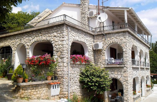 Opric Apartment | One bedroom Apartment Biro Kestenovi A4 near Opatija