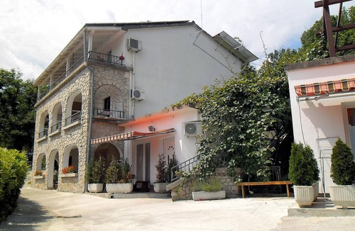 Opric Apartment | One bedroom Apartment Biro Kestenovi A5 near Opatija