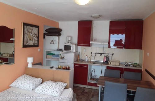 Opric Apartment | One bedroom Apartment Biro Kestenovi A7 near Opatija