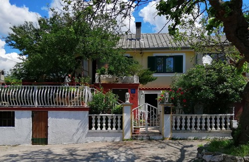 Bakar Apartment | One bedroom apartment with terrace Škrljevo, Rijeka (A-17116-a)